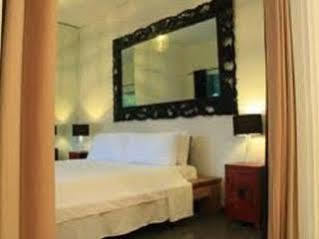 Asana Villa *